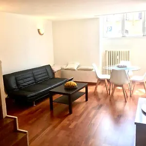 Yourvacanza Navigli Loft Apartment